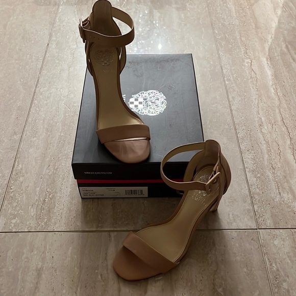 Vince Camuto Leather Heels in Light Latte, Size 7.5 M - Picture 1 of 6